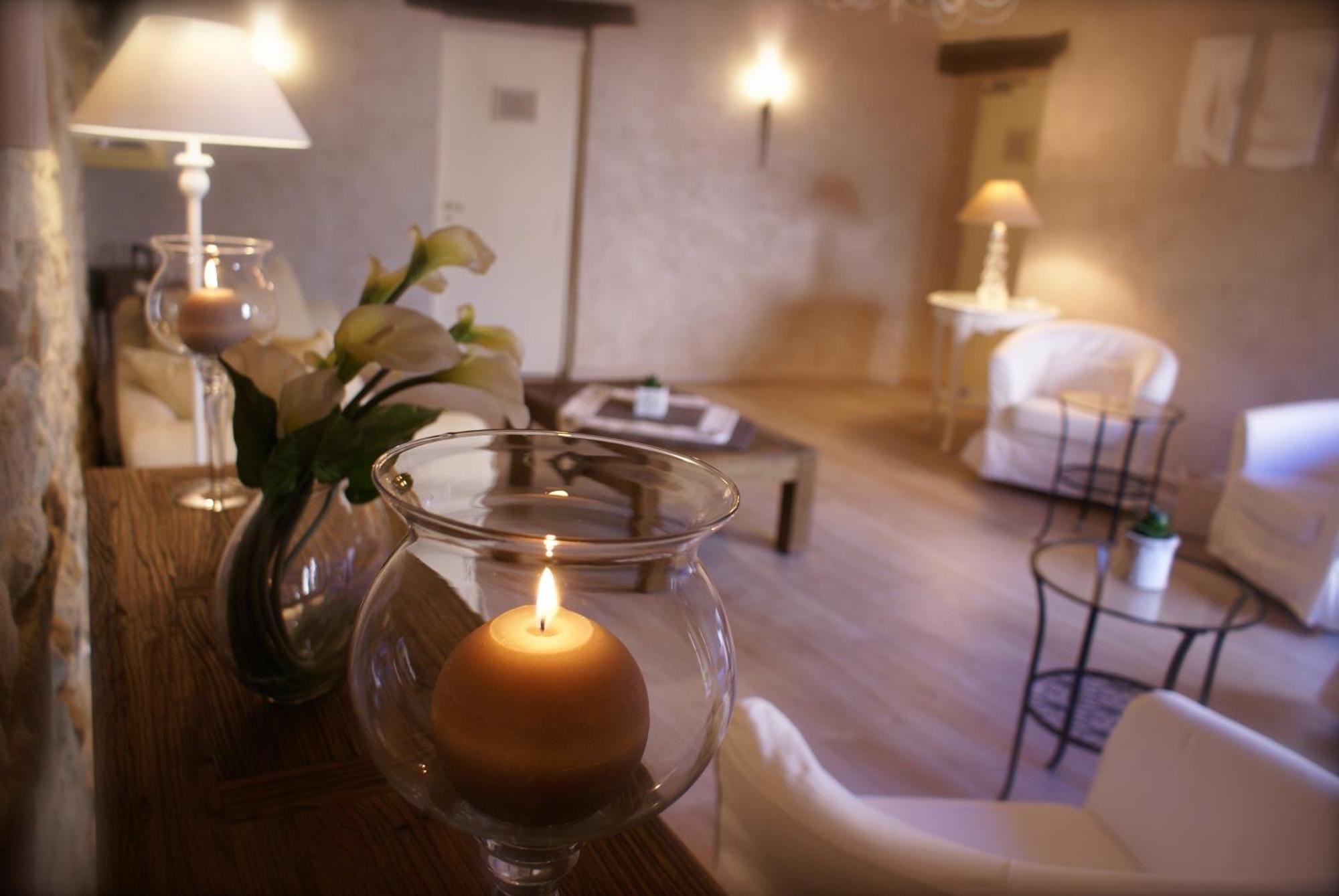 Le Crillon Otel Murs  Dış mekan fotoğraf