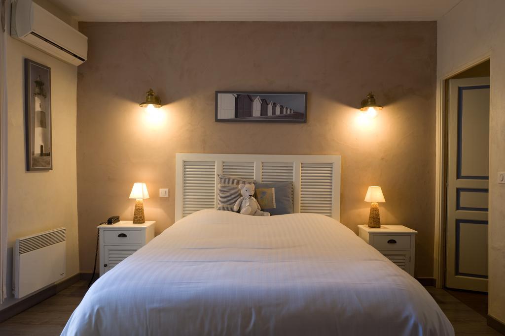 Le Crillon Otel Murs  Dış mekan fotoğraf