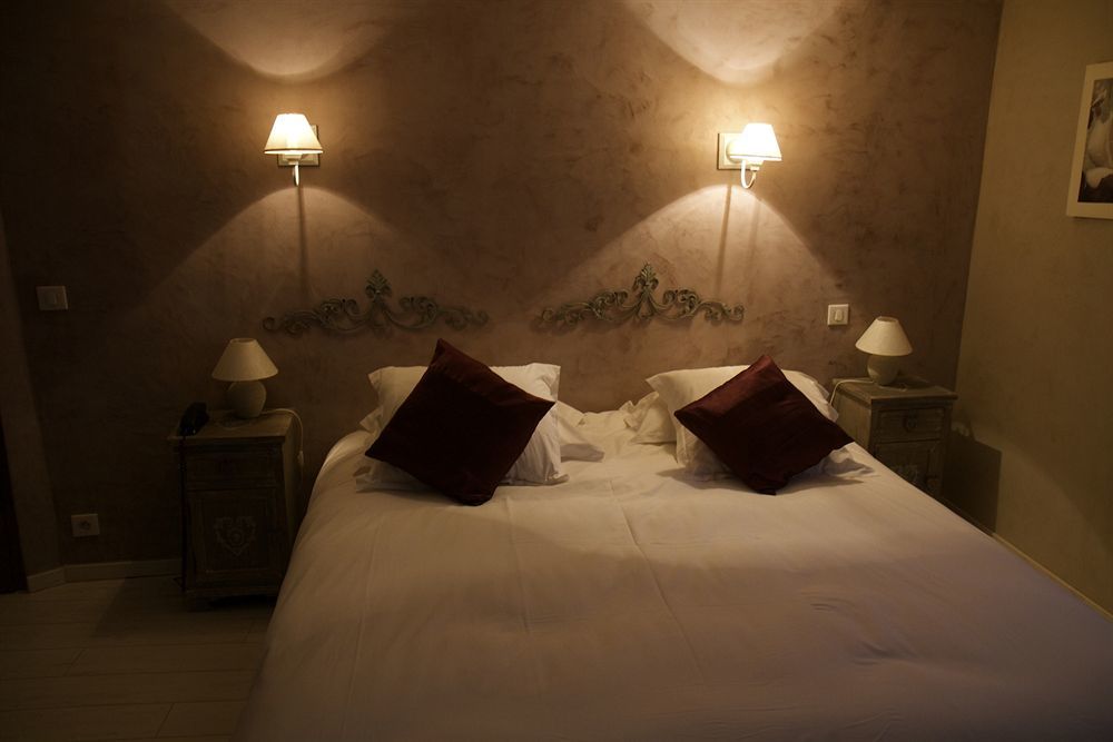 Le Crillon Otel Murs  Dış mekan fotoğraf