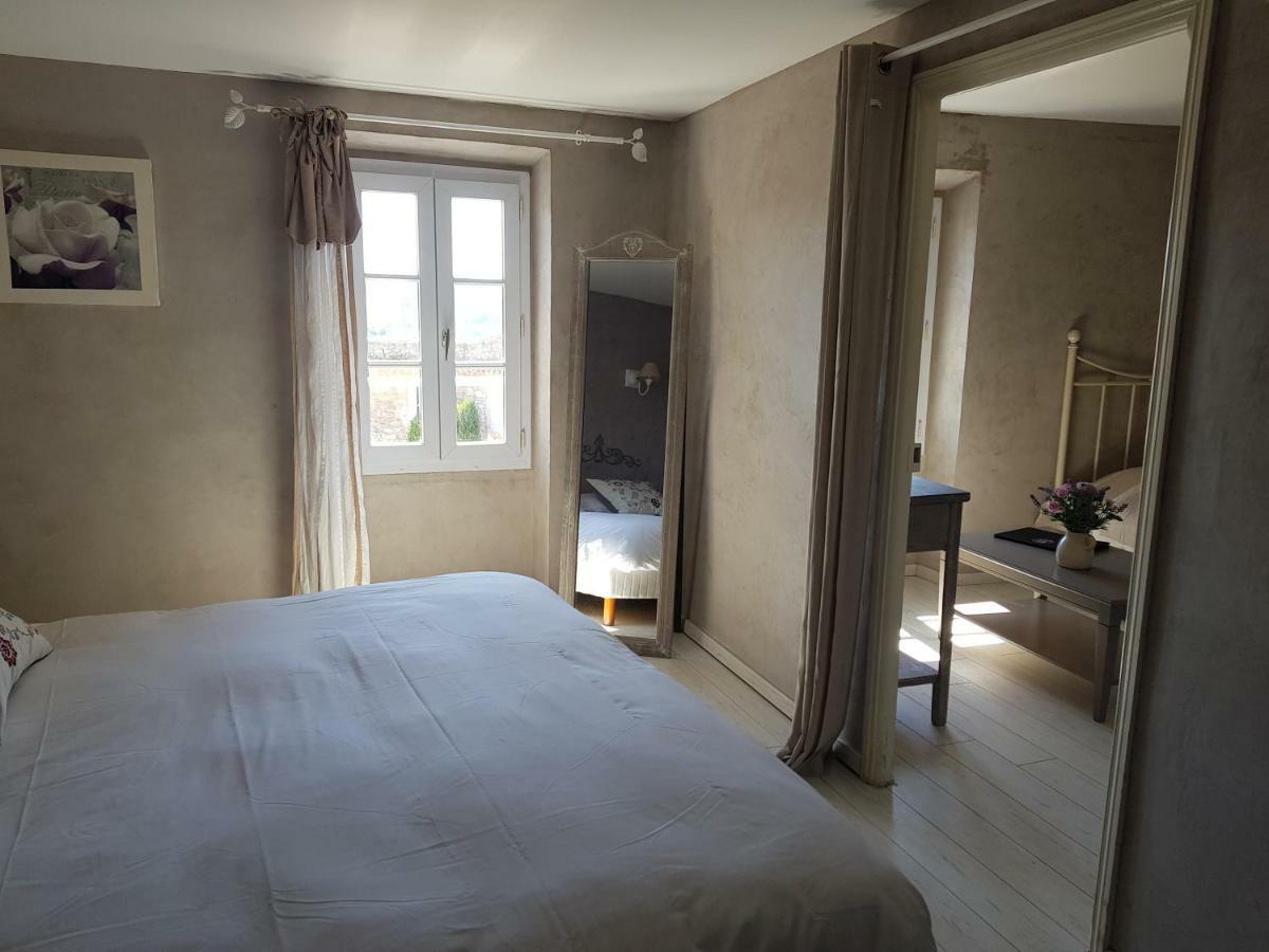 Le Crillon Otel Murs  Dış mekan fotoğraf