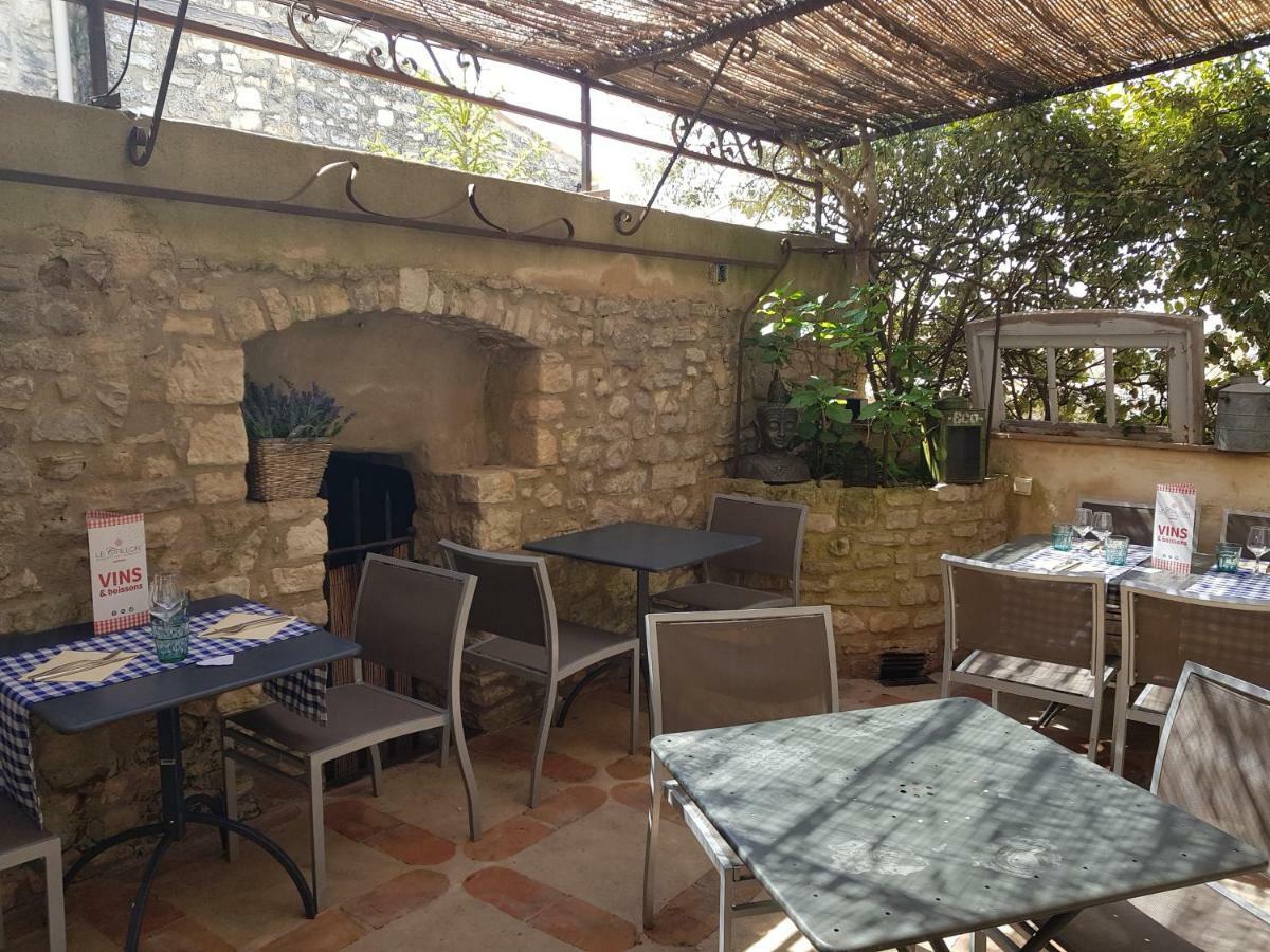 Le Crillon Otel Murs  Dış mekan fotoğraf