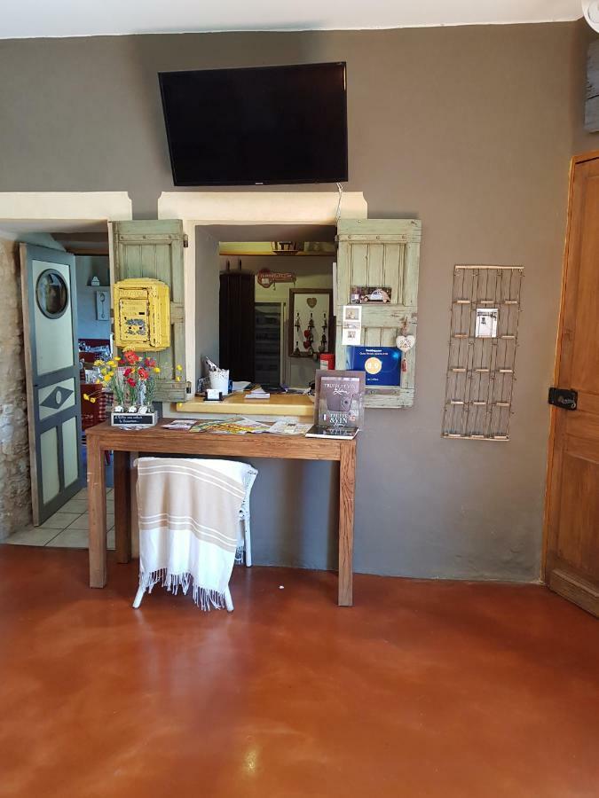 Le Crillon Otel Murs  Dış mekan fotoğraf